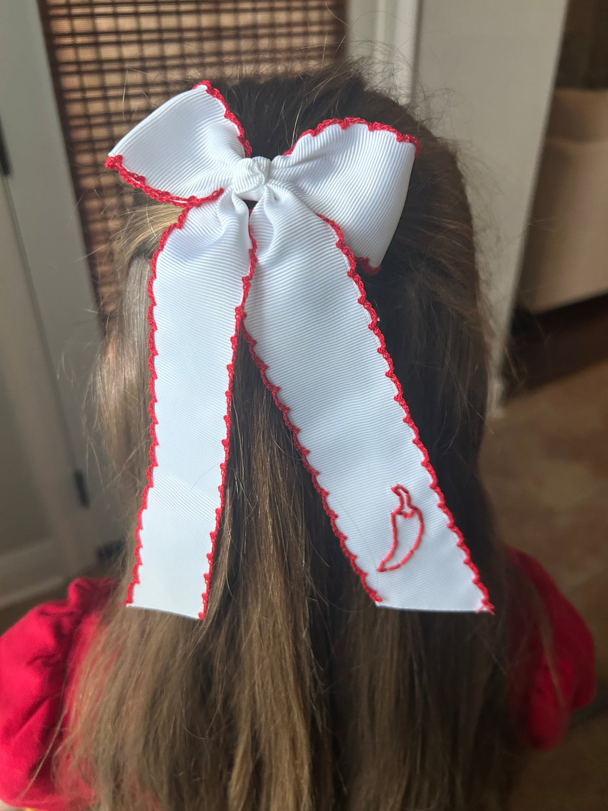 Pepper Bow White with Red - Longtail
