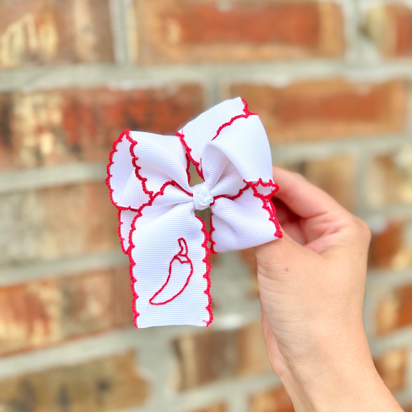 Pepper Bow White with Red - 4 Inch