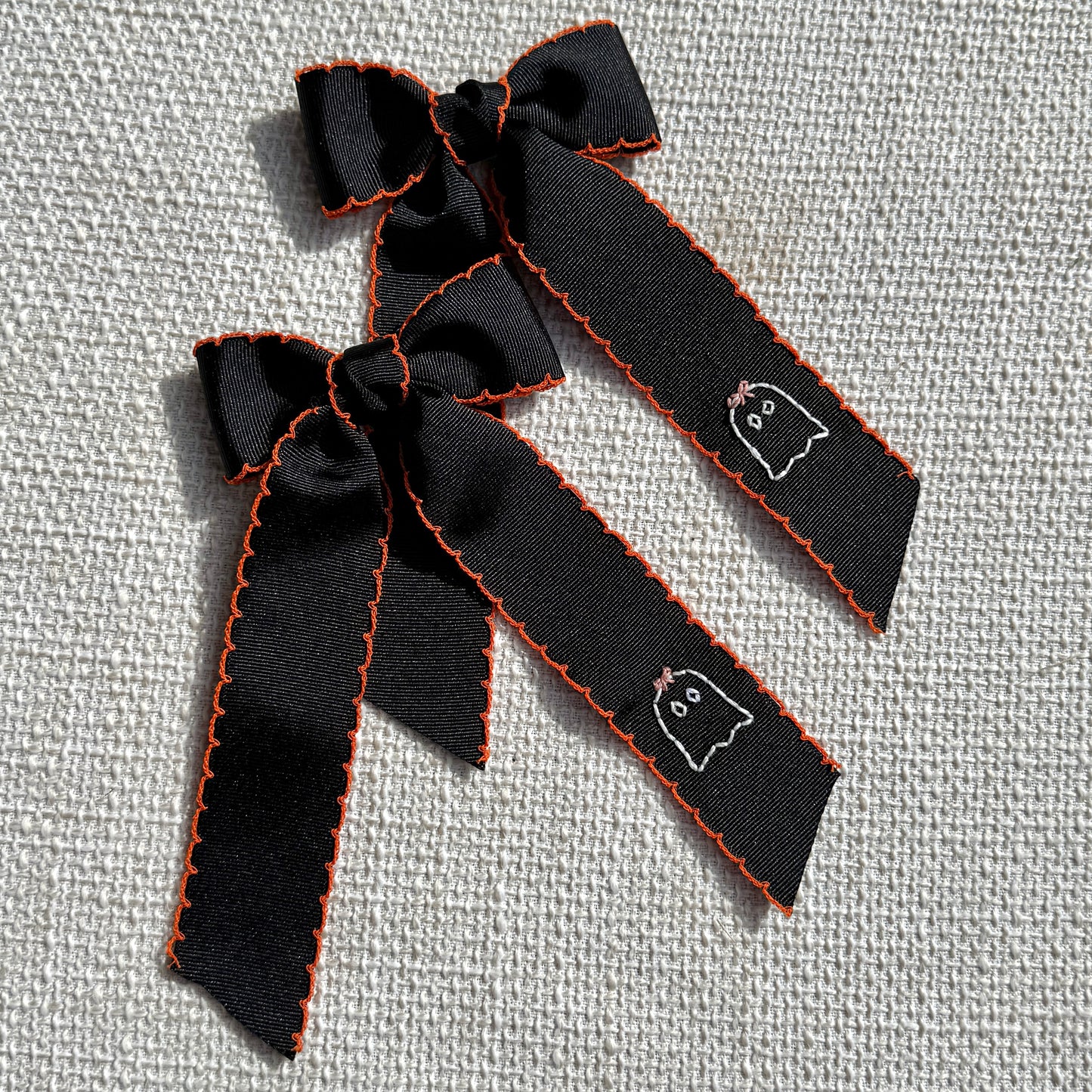 Halloween Bow - Ghost with Bow