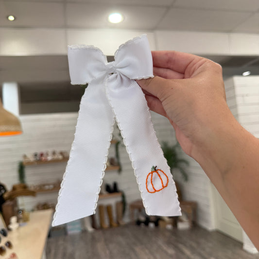 Pumpkin Bow - White
