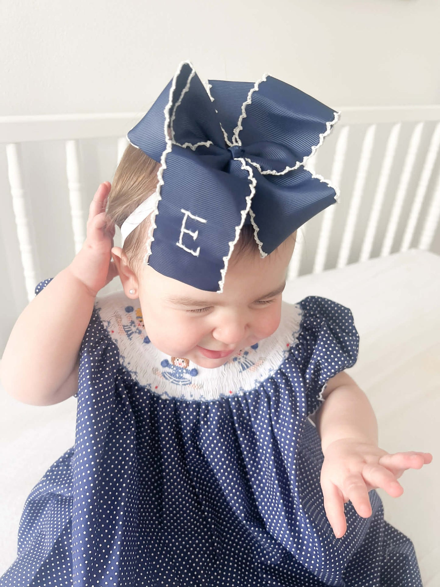 5 Inch - Navy with White Moonstitch Bow