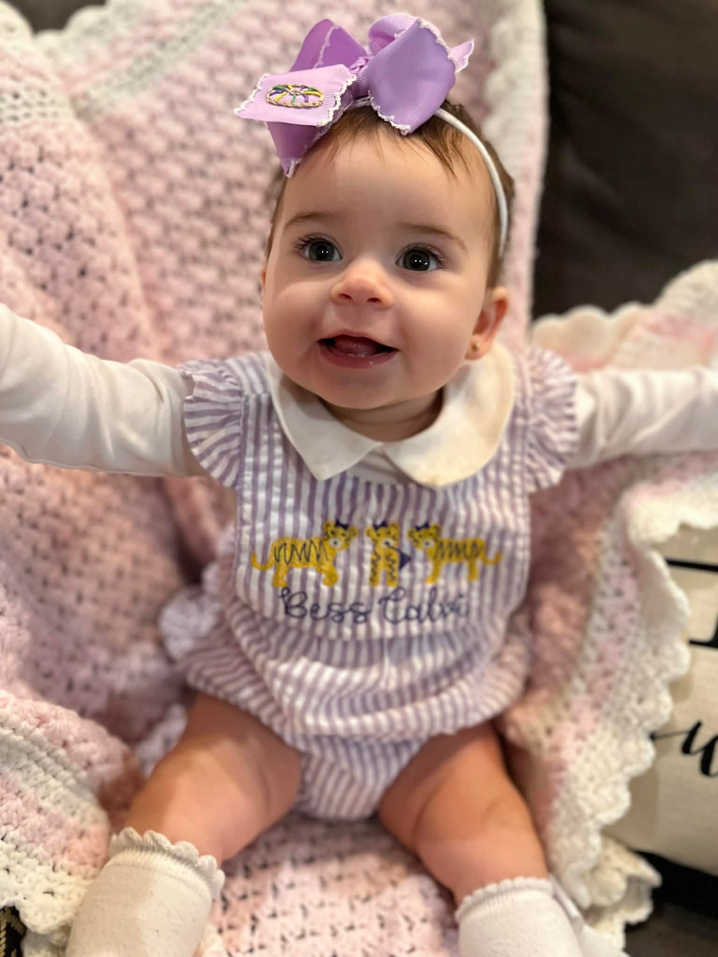 4 inch King Cake Bow - Purple